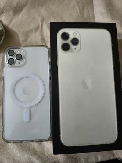 iphone 11 pro max 256GB Good condition complte box PTA officel Read AD