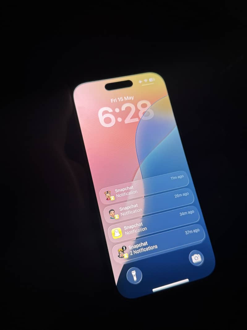 iPhone 16 pro 3