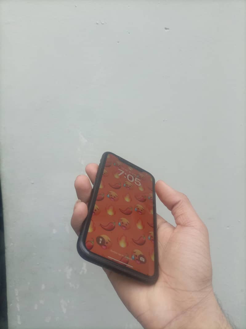 iPhone xr 2