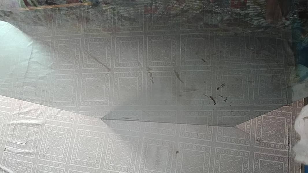Dining table glass 1