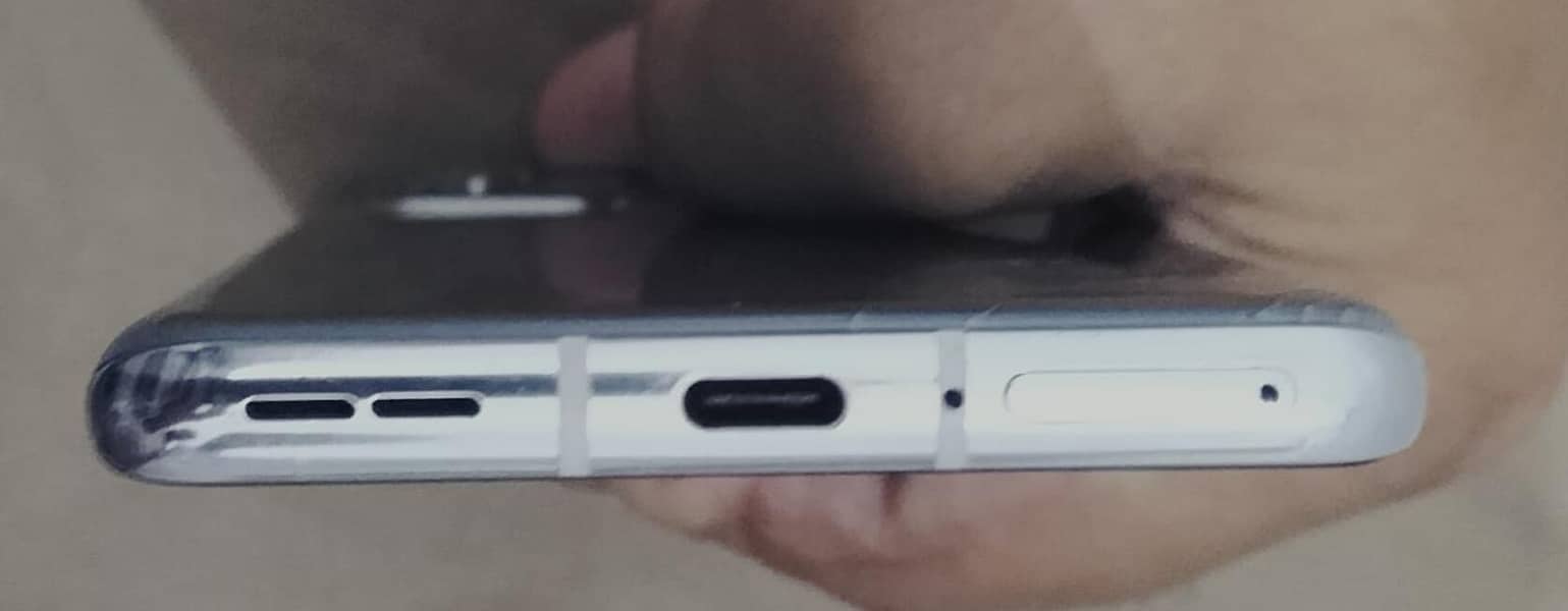 OnePlus 9 Pro 0