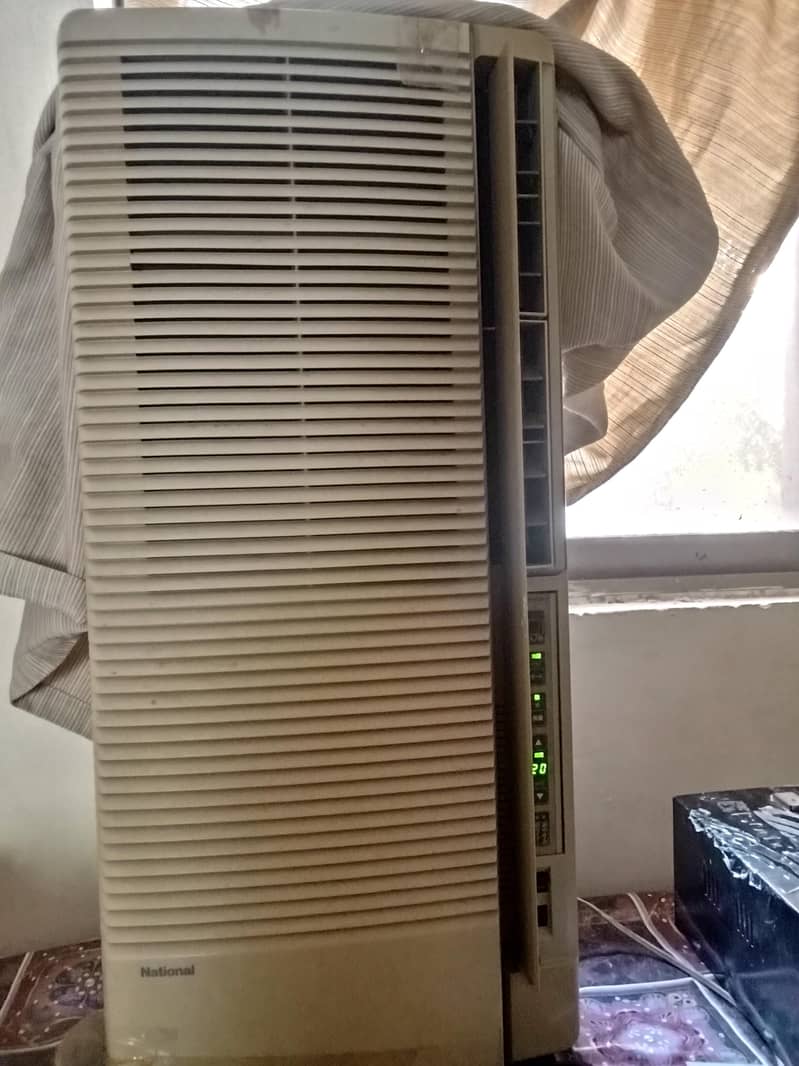 window ship AC 0