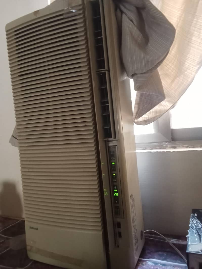 window ship AC 1