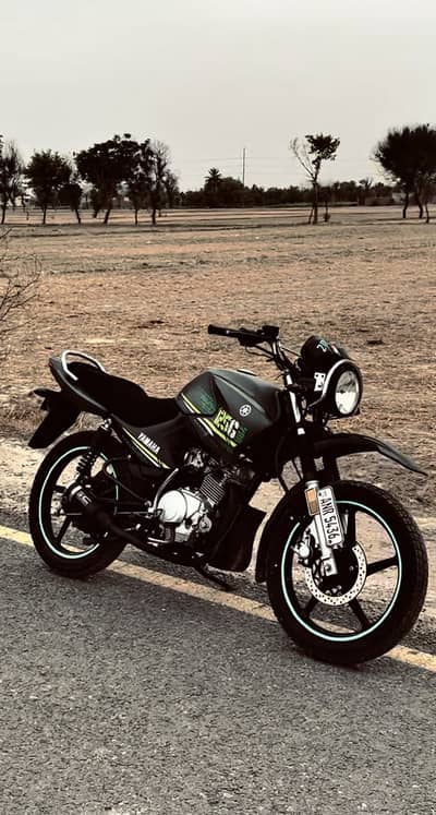 Yamaha ybr g special edition
