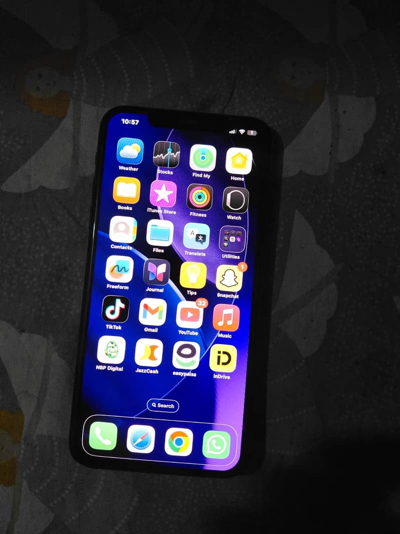 Apple iPhone 11 Pro Max 1