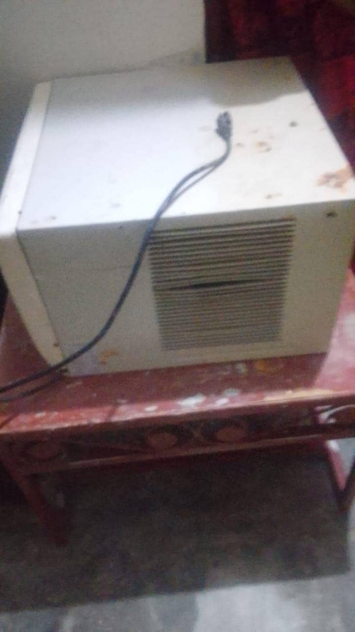 window AC condition okay 1