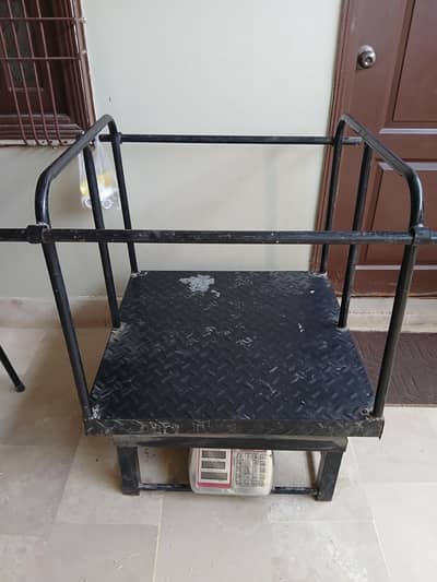 Heavy duty digital weighing machine for goats and sheep
