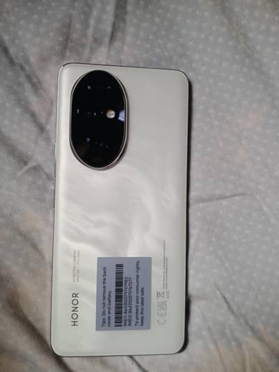 Honer 200 pro 12/512 snapdrgan 8s gen3 with box and charger
