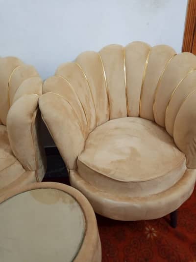 2 sofa 1 table