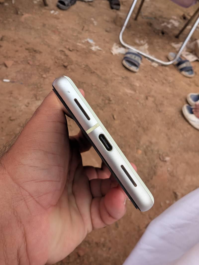 Google pixel 7 4