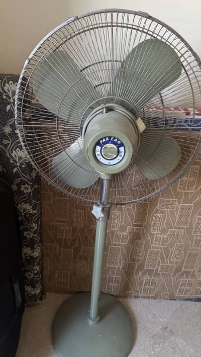 Pedestal fan 24 inch for sale