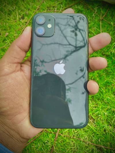 I phone 11 /64 gb mdm and charge sath me hai