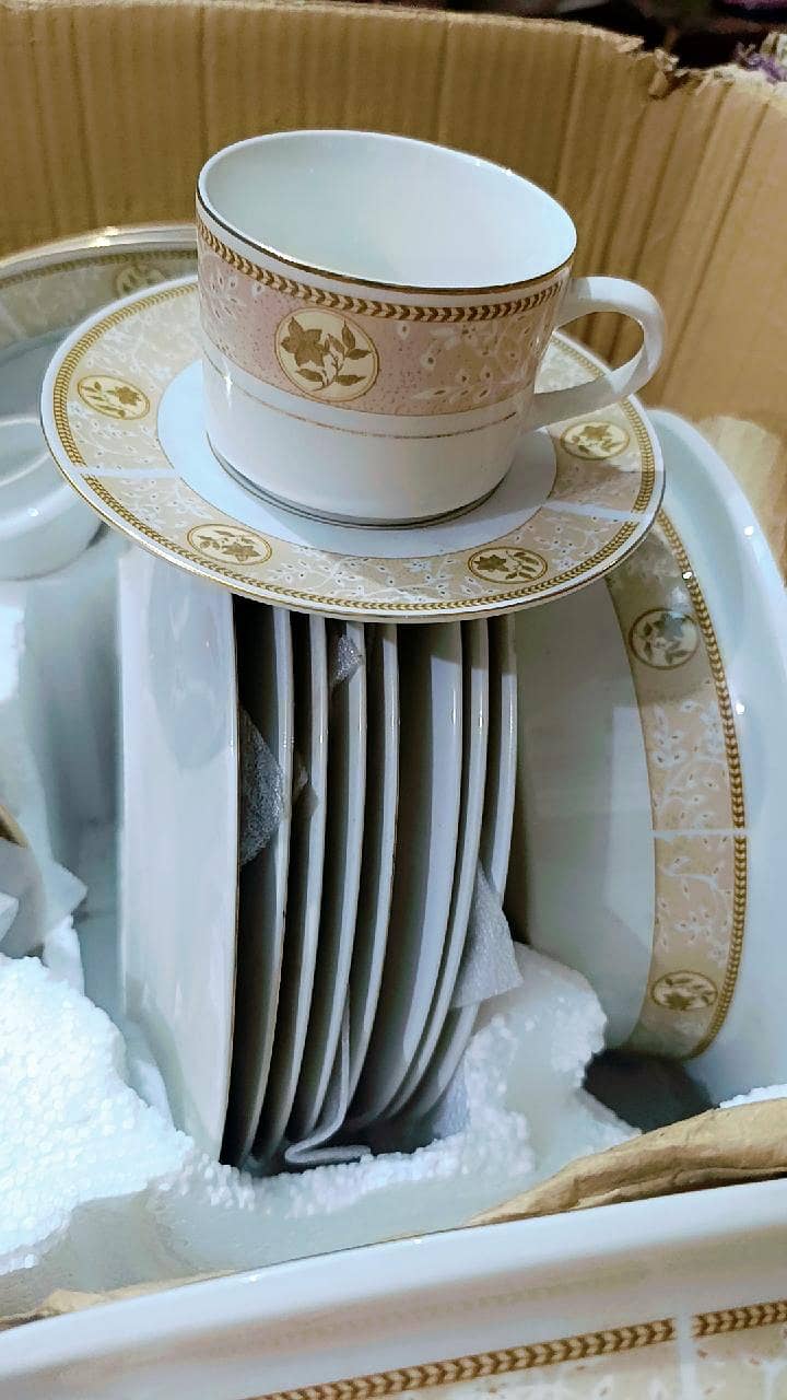 Dinner set Chini ka 2