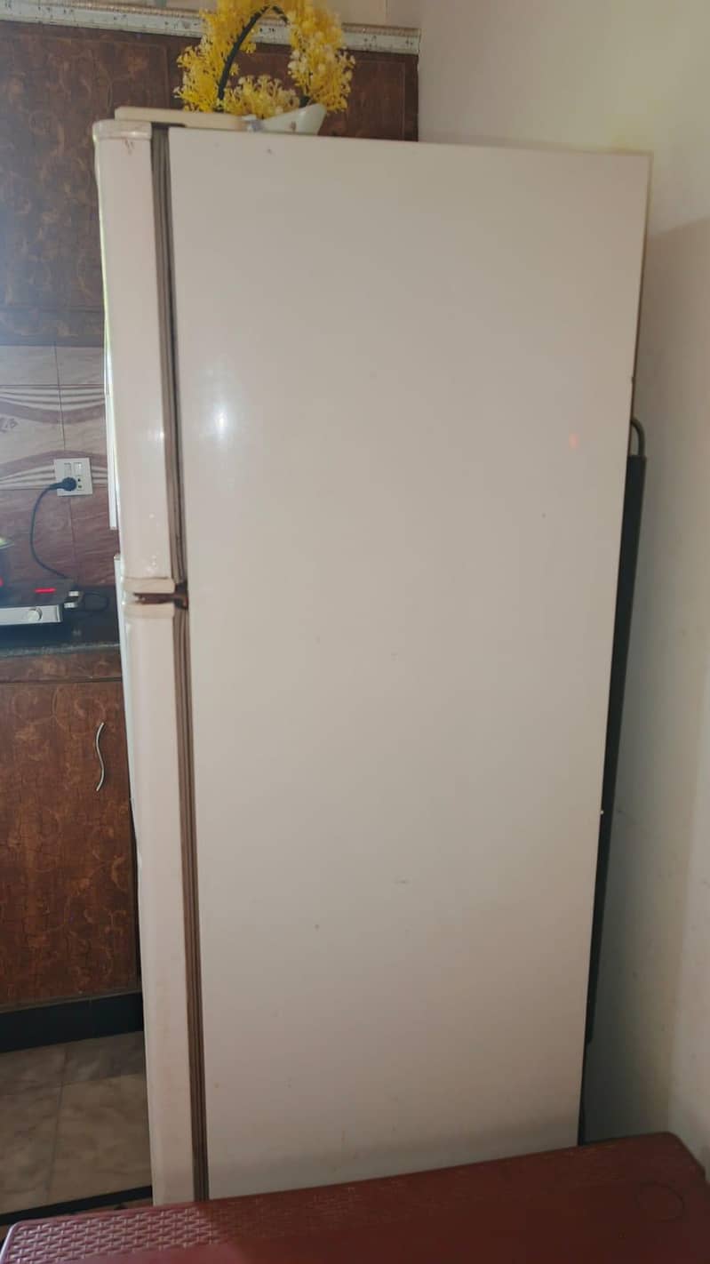 dawlance fridge 1
