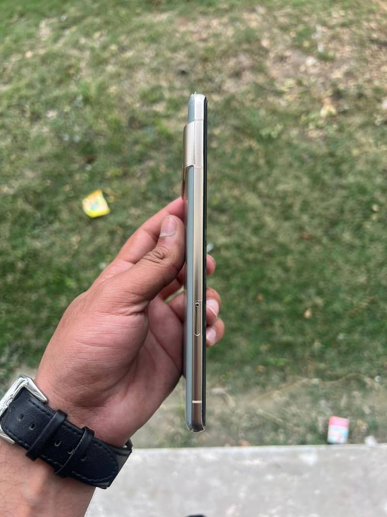 Google Pixel 7 Pro 2