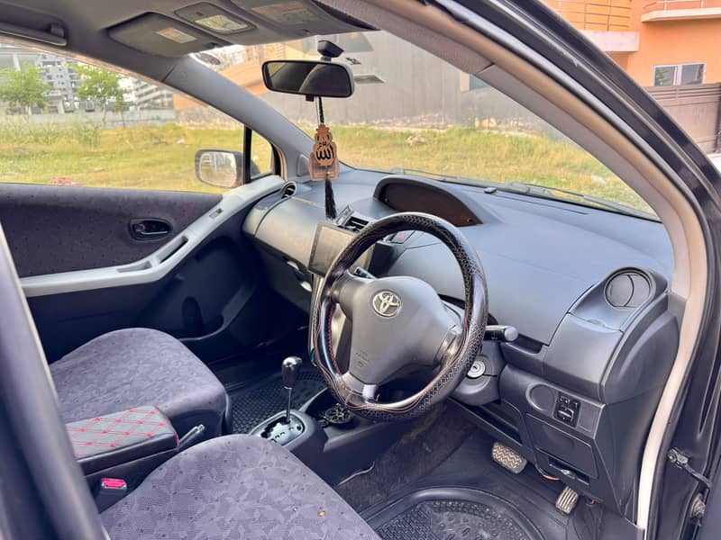 Vitz 1.0 2008 Model 8