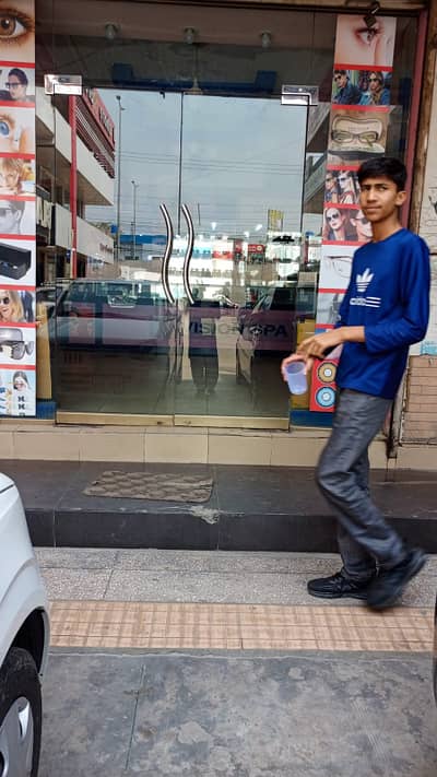 Ground Hall Shop for Rent in Johar Town Very Hot Location Best For Pharmacy | Food Resturent | Ice Cream | Pizza Shop | Groucery Store | Coffee Shop | Garmanets Store | Medical Clinic | Saloon | Dollar Shop & Other Commercial Bussiness Setup