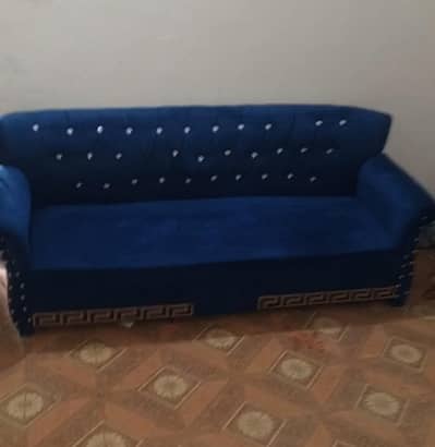 sofa set and table set for urgent sale