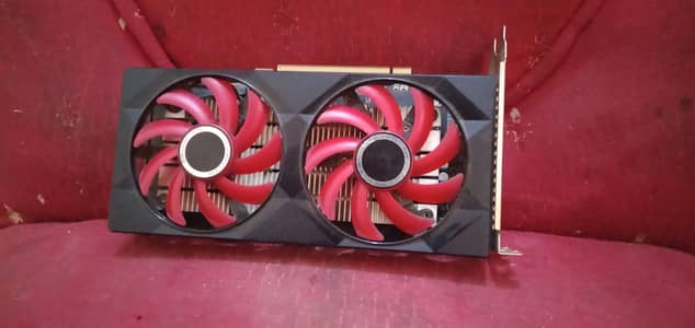 XFX RADEON RX 560 with double dissipation 4gb