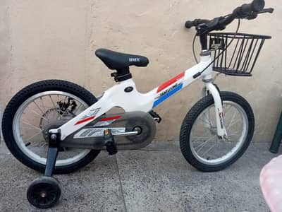 bicycle imported in new condition for kids 4 to 12 years