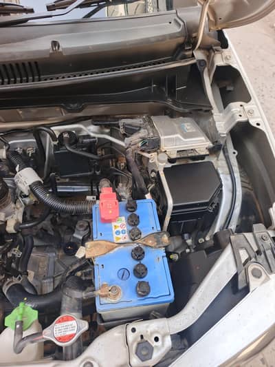power steering, Bluetooth, USB charging,