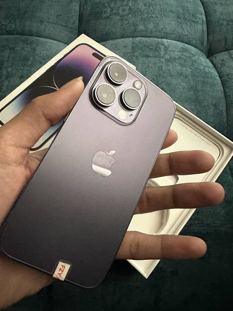 iPhone 14 Pro 0
