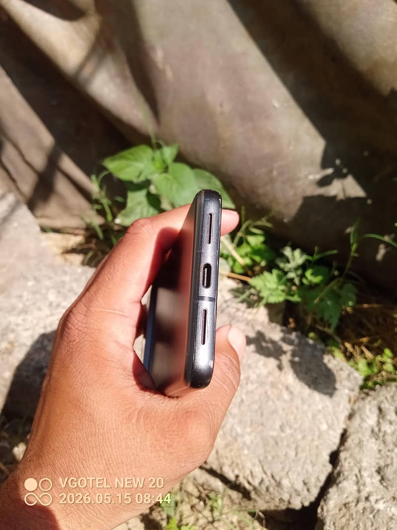 Google pixel 8 6