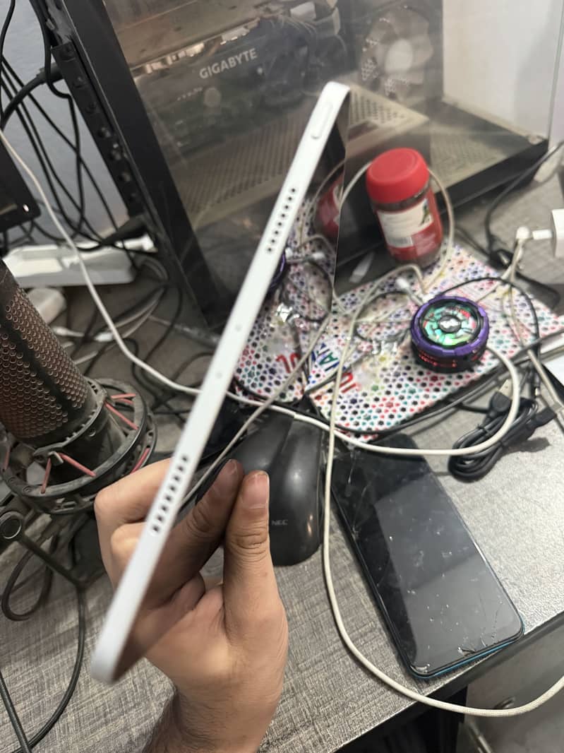 iPad Pro (11 inch) 3rd Generation 1