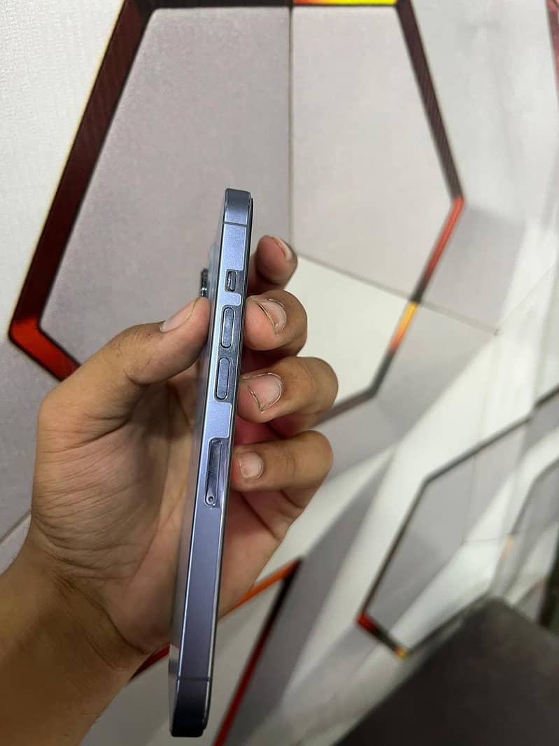 iphone 13 pro 4