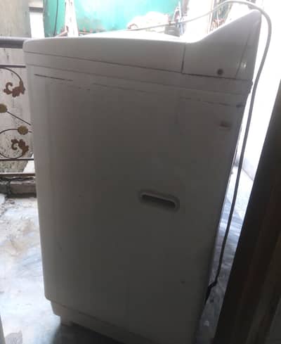 Toshiba Semi-Automatic Washing Machine