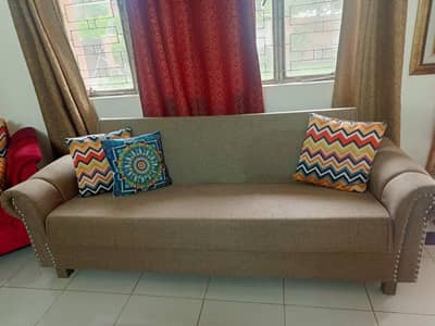 Sofa come bed