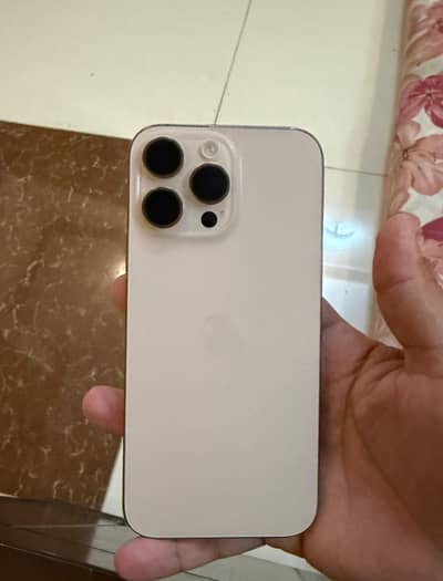 iphone 16pro factory unlocked 10/10
