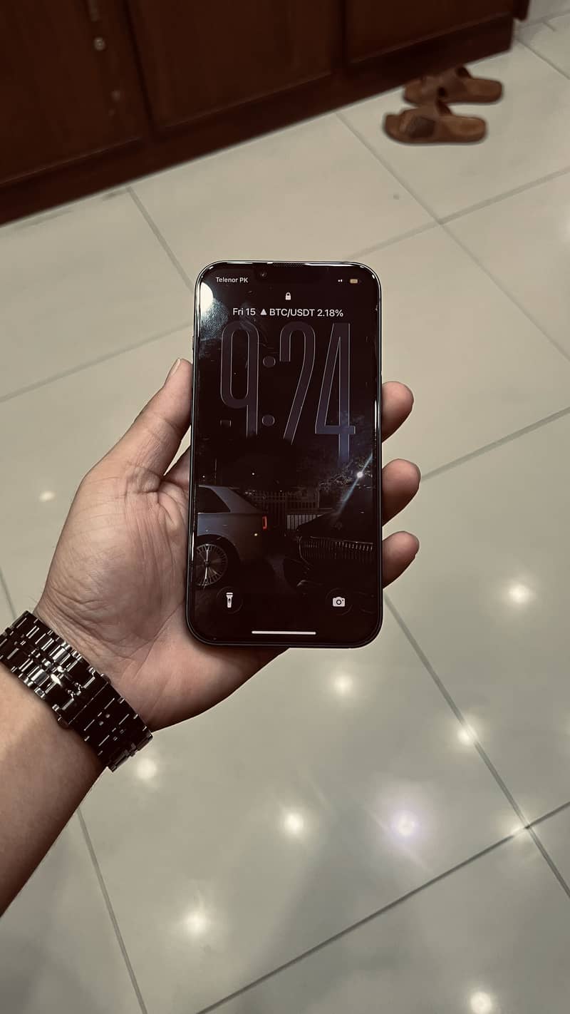 iPhone 13 1