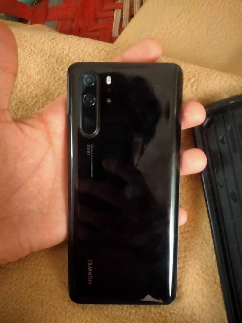 p 30 pro 1
