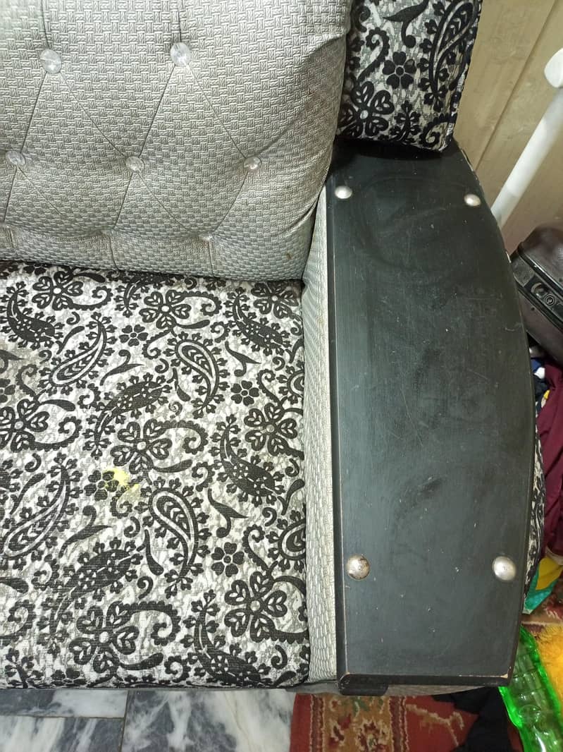 sofa 2 seater 1