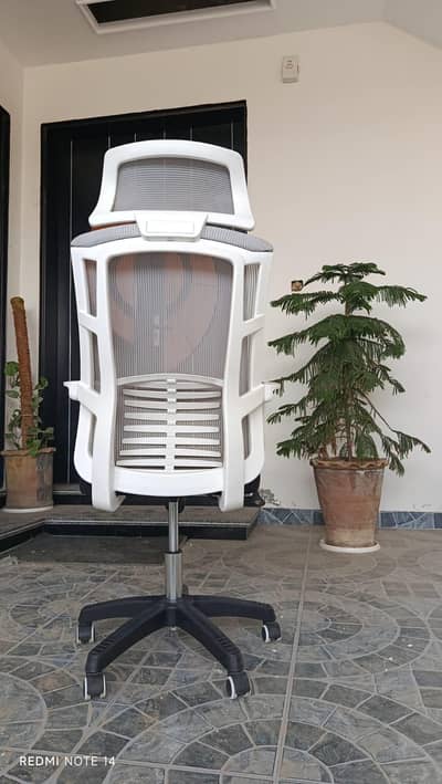 Executive / Gaming Style Chair For Sale