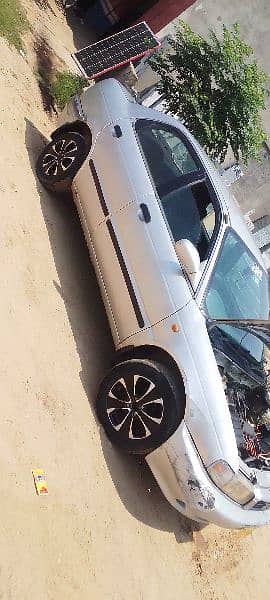 Suzuki Baleno 2001
