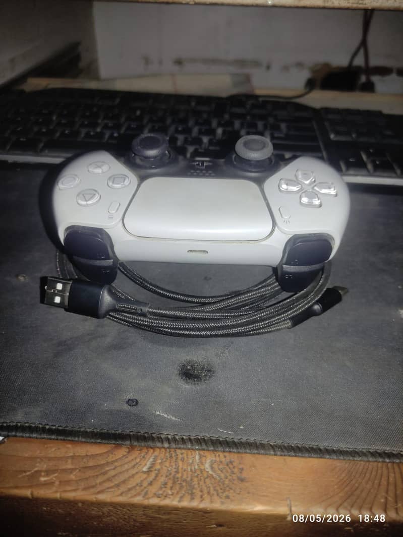 PS5 Original Controller 9/10 1
