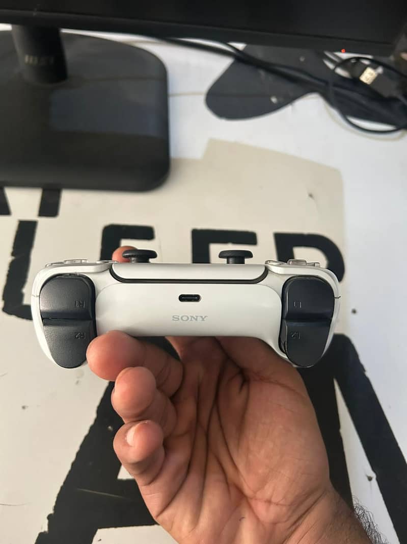 PS5 Original Controller 9/10 3