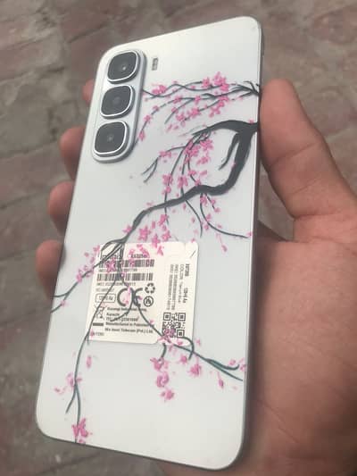 10 by 10 charging sat hai box nai hai