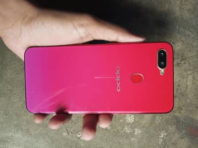 Oppo F9 Pro used ha but new condition ha