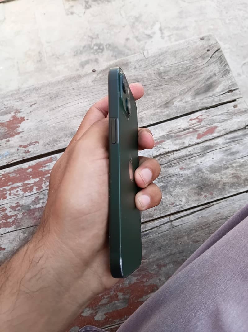 Iphone13 JV 1