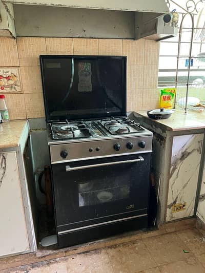 Baking Oven with 3 burners