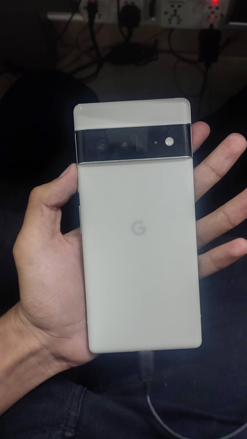 Google Pixel 6 pro 2