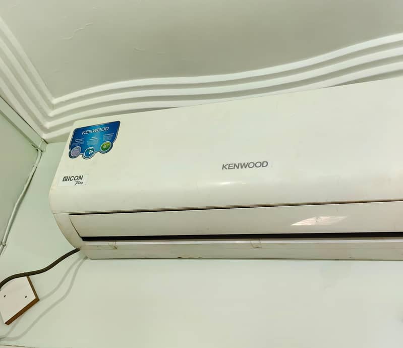 Split AC Used 2 TON 1
