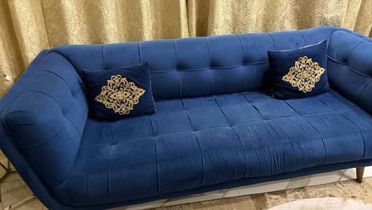 sofa set and center table set