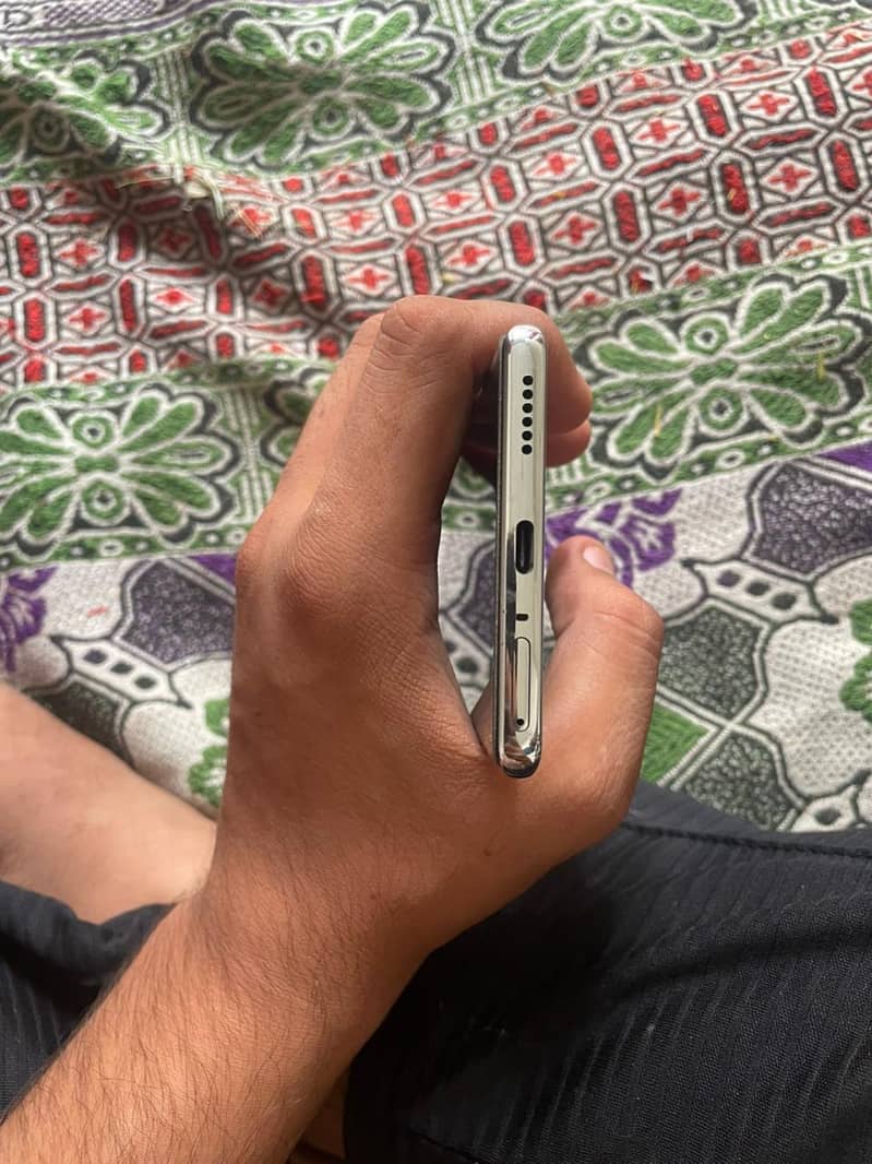 techno camon 40 pro 2