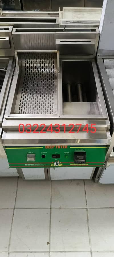 fryer/ hot plate/ pizza oven/ dough mixer/ delivery bags/ counter