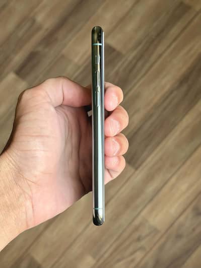 iPhone 11 Pro 64GB - PTA APPROVED