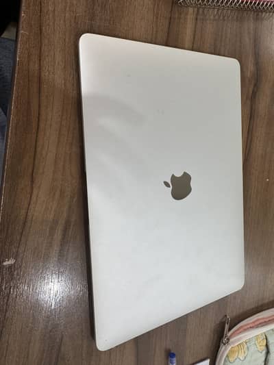 MacBook air13 2020